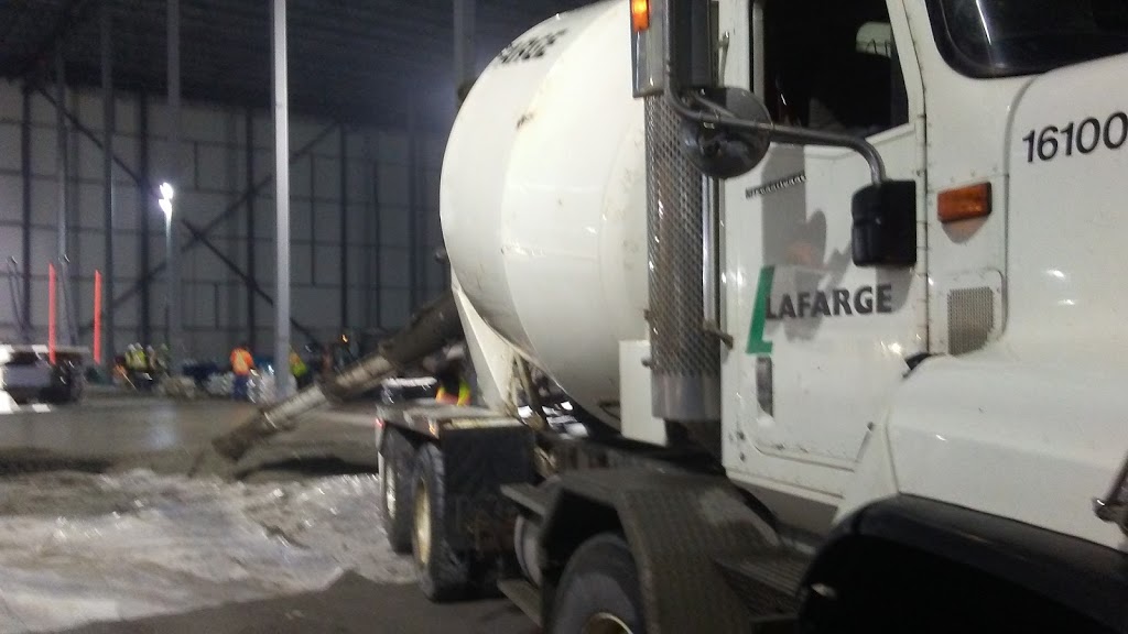 Giant Tiger Distribution Center | 2 Newport Dr, Prescott, ON K0E 1T0, Canada