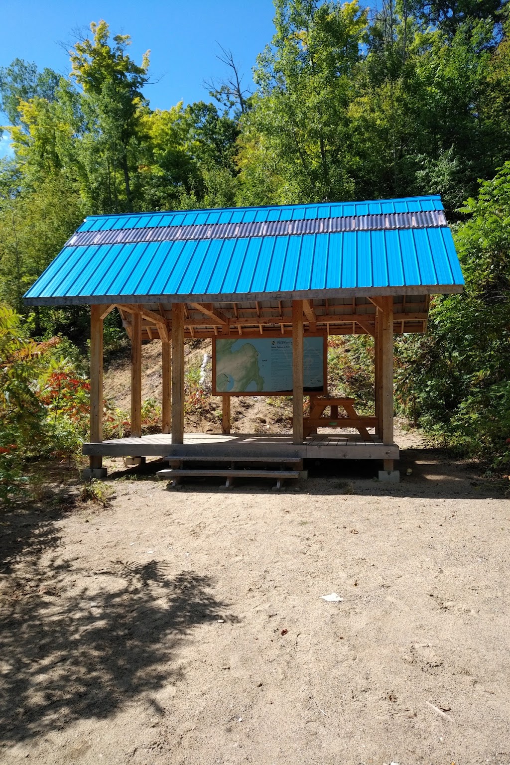 Site De La Plage/Beach - Poisson Blanc - Secteur Rapide Du Fort | 24 Chem. du Rapide du Fort, Antoine-Labelle, QC J0W 1S0, Canada | Phone: (866) 707-2999