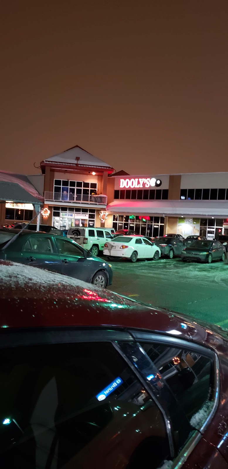 Doolys Neuchâtel | 2425 Bd Bastien, Québec, QC G2B 1B3, Canada | Phone: (418) 845-2333