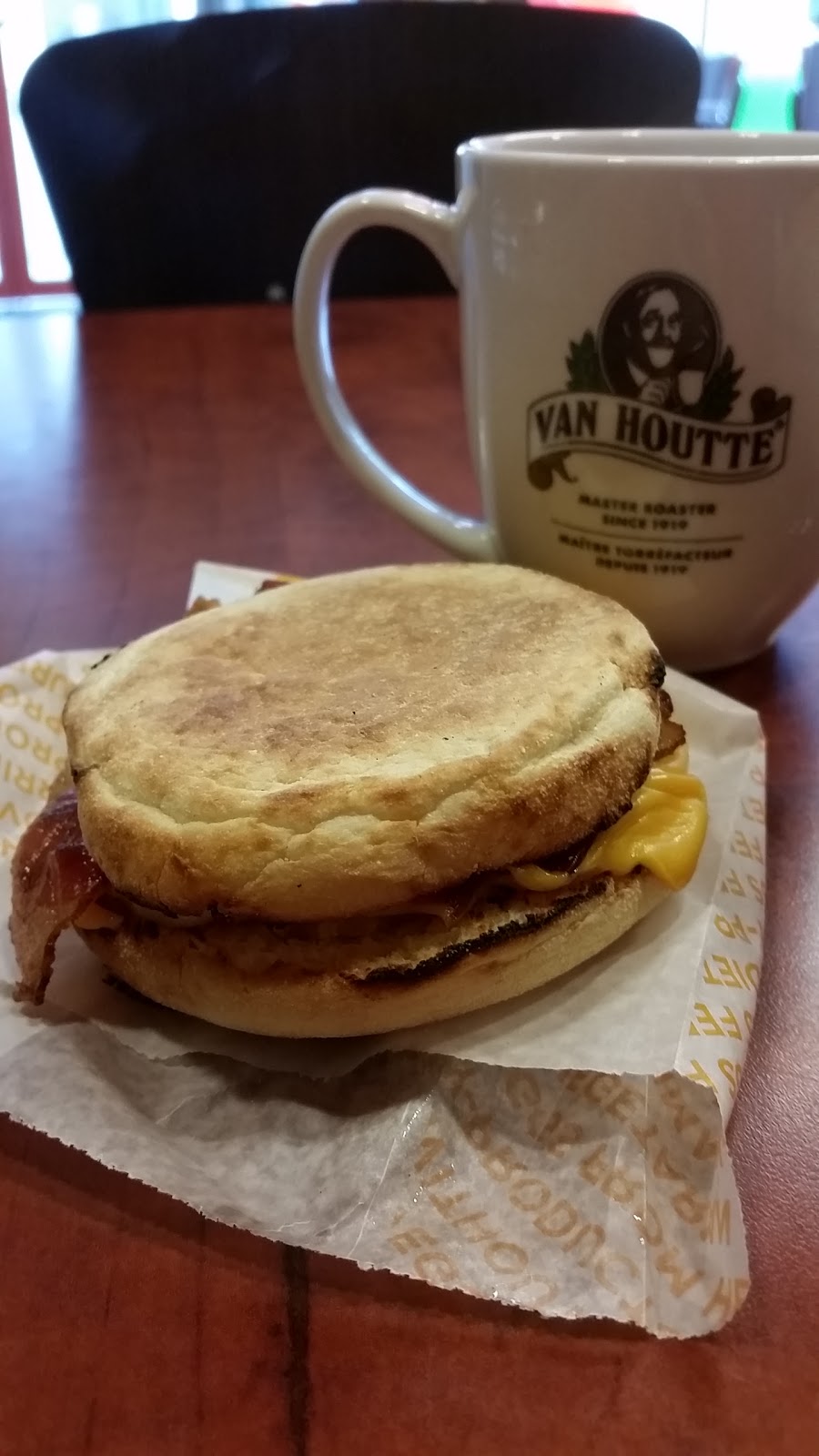 A&W Canada | 19840 96 Ave, Langley City, BC V1M 3B9, Canada | Phone: (778) 298-1171
