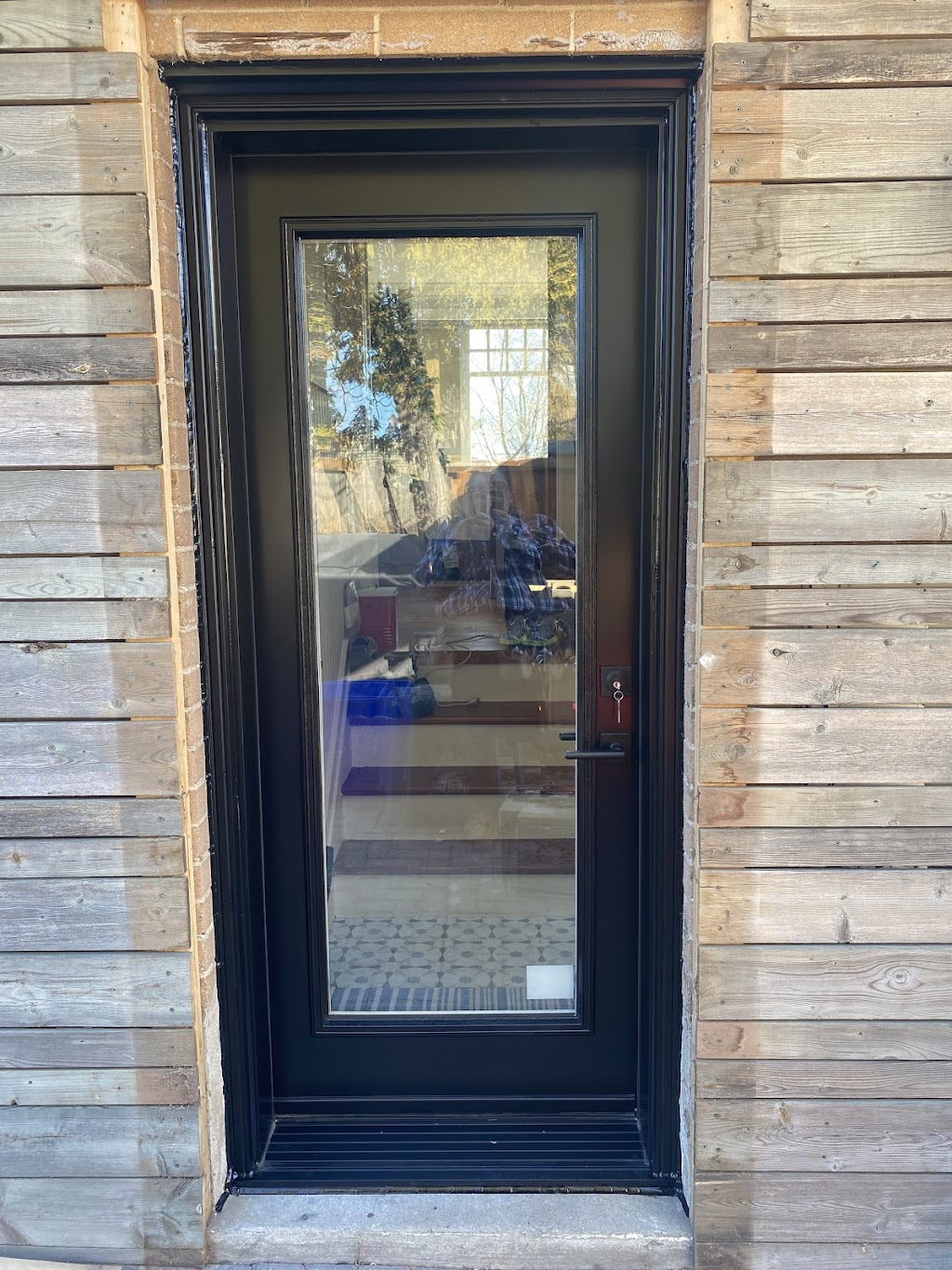 G & V Windows and Doors | 224 Edgehill Dr, Barrie, ON L4N 7X1, Canada | Phone: (647) 891-2712