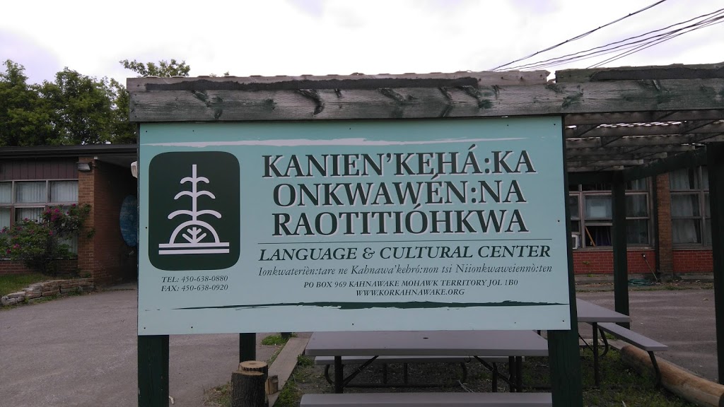 Kanienkeháka Onkwawén:na Raotitióhkwa Language and Cultural Cen | 969 Cemetery Rd., Cemetary Rd, Kahnawake, QC J0L 1B0, Canada | Phone: (450) 638-0880