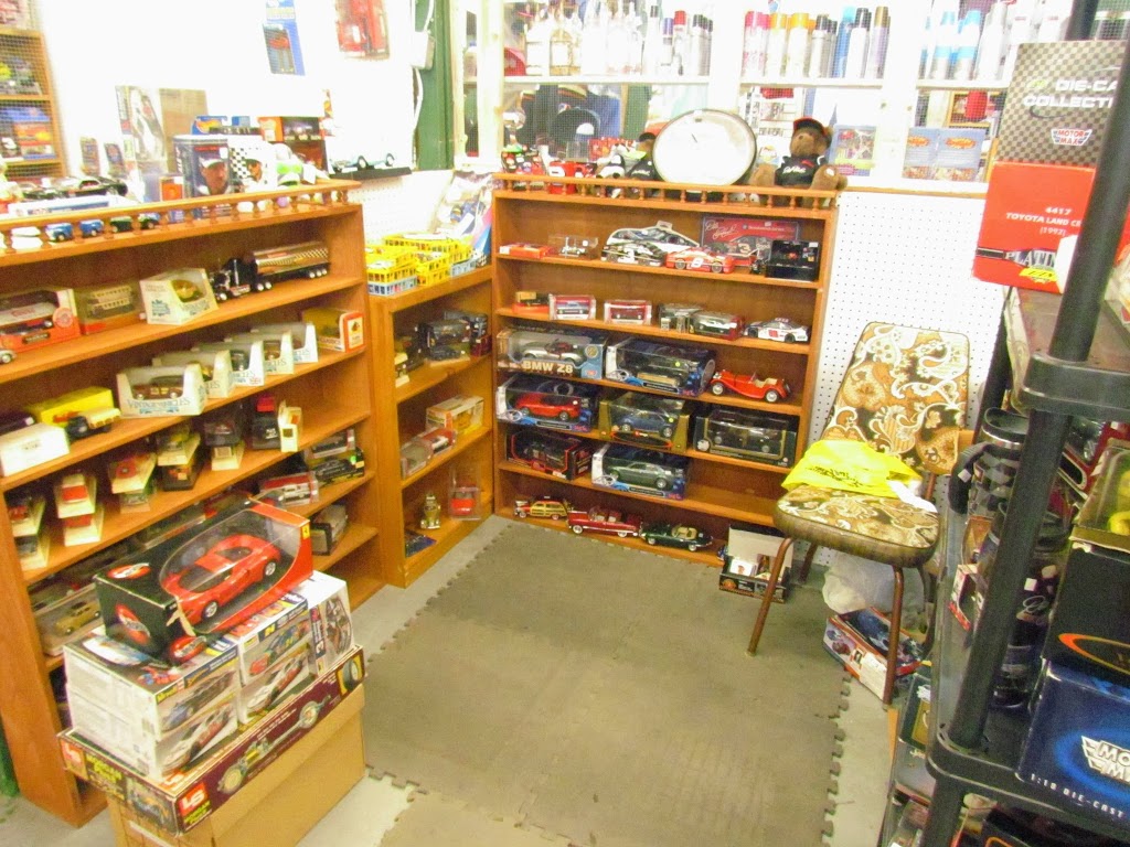 Gibraltar Weekend Market | 1712 Dundas St, London, ON N5W 3E3, Canada | Phone: (519) 659-8725