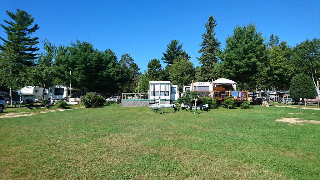 Chez Rainville | 50 Chem. Rainville, Grand-Remous, QC J0W 1E0, Canada | Phone: (819) 438-5258