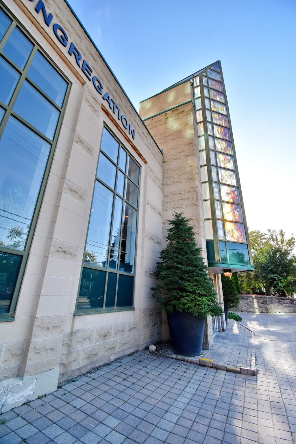 First Unitarian Congregation of Toronto | 175 St Clair Ave W, Toronto, ON M4V 1P7, Canada | Phone: (416) 924-9654