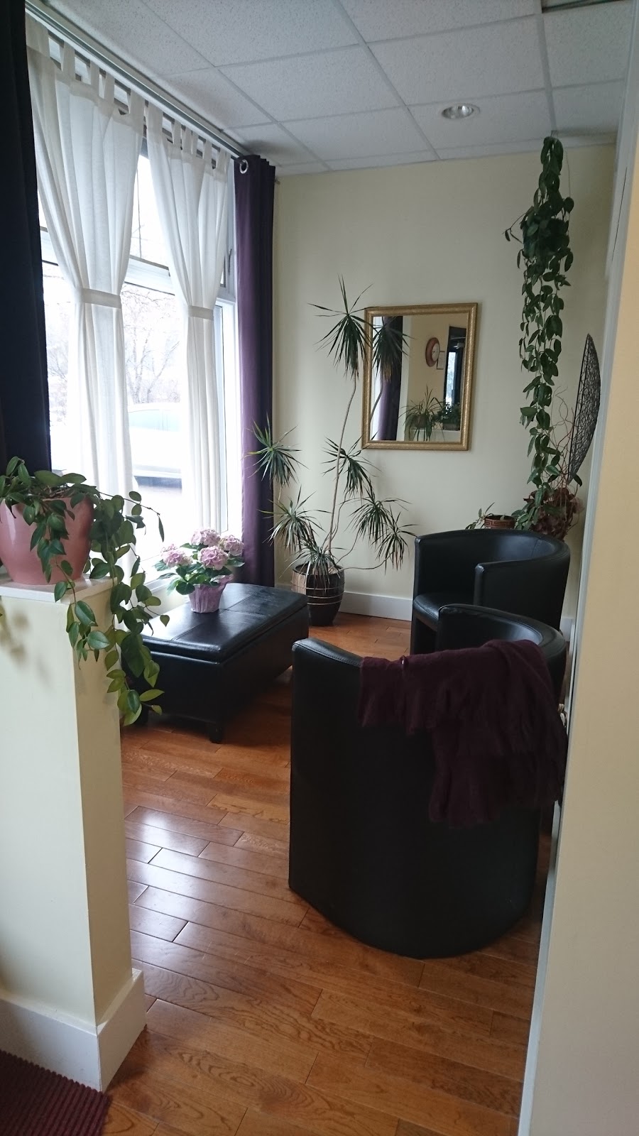 Lisa Purves Registered Massage Therapist | 9945 50 St NW, Edmonton, AB T6A 3X5, Canada | Phone: (780) 803-4596