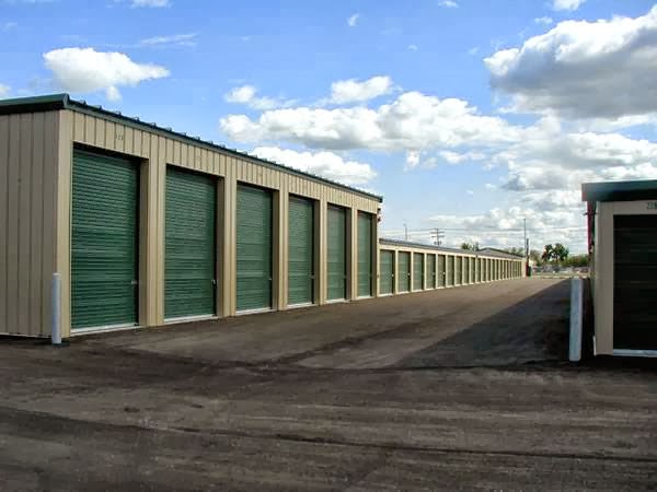 East Side Self Storage | 2125 Dugald Rd, Winnipeg, MB R2C 3G7, Canada | Phone: (204) 222-6248