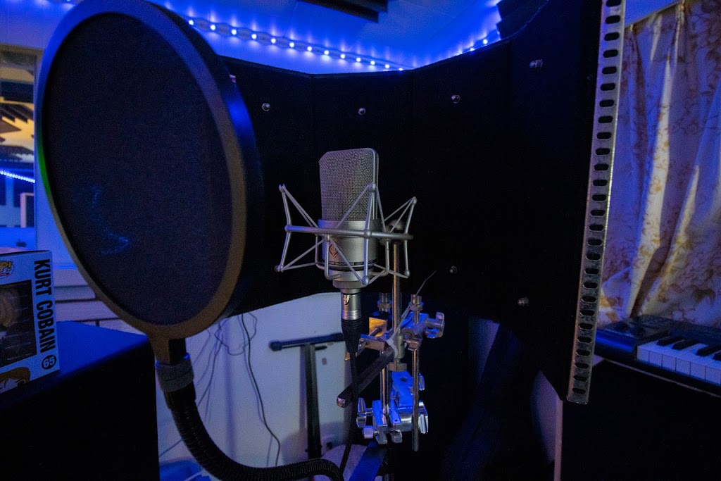 JRW Entertainment | 7264 Elmhurst Dr, Vancouver, BC V5S 2X3, Canada | Phone: (604) 818-3514
