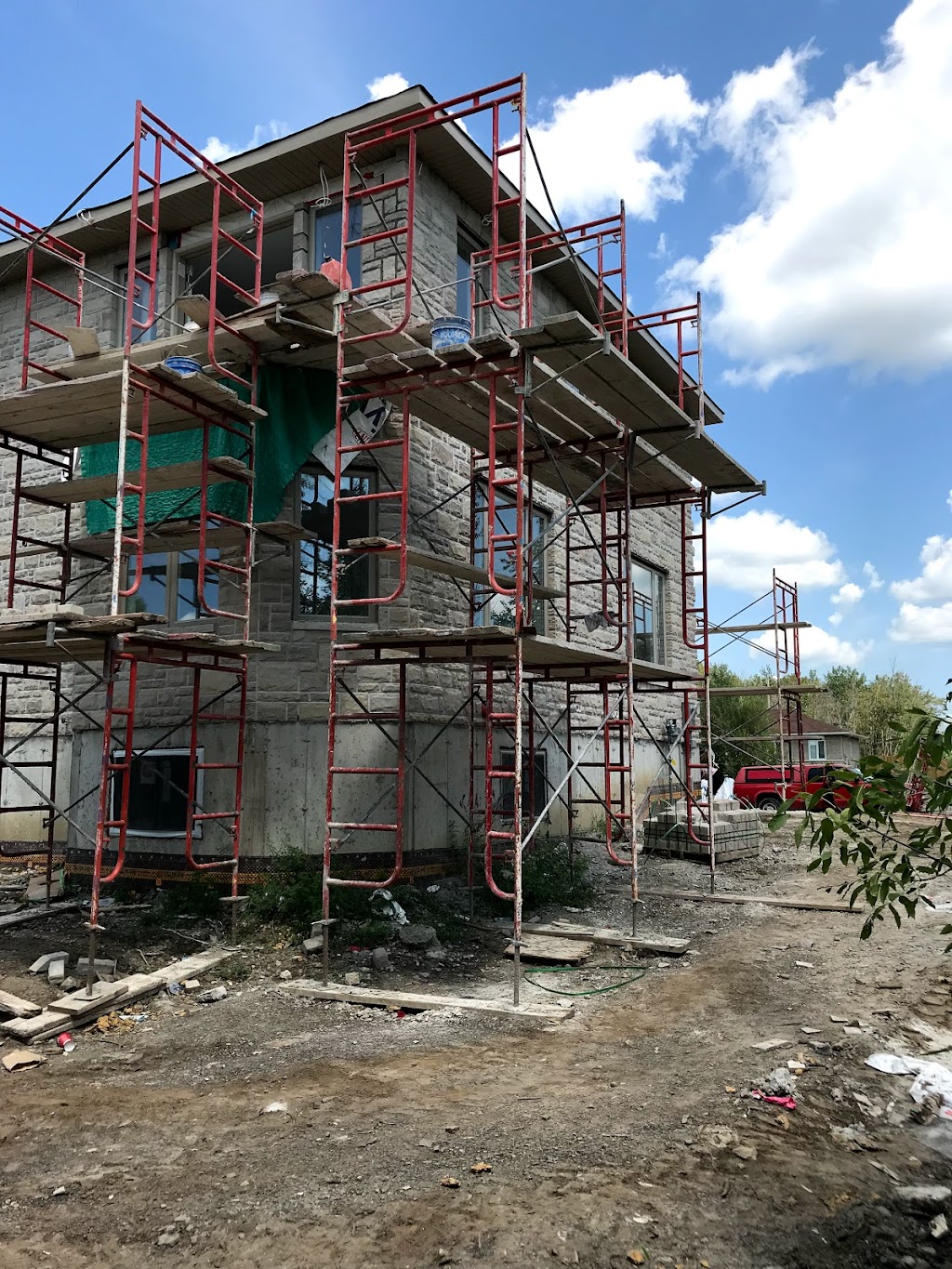 Construction Greely Masonry inc. | 280 Montfort St, Vanier, ON K1L 8E8, Canada | Phone: (613) 371-9690
