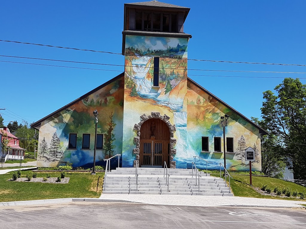 Église SaintFéréollesNeiges 3432 Avenue Royale, SaintFerréolles