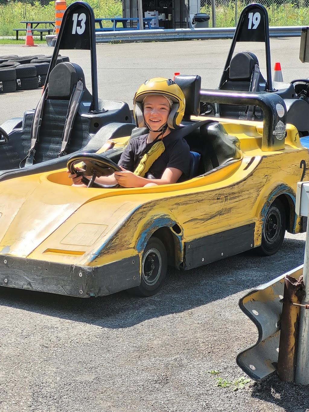Doudou Karting | 1016 Bd Arthur-Sauvé, Saint-Eustache, QC J7R 4K3, Canada | Phone: (450) 472-0005