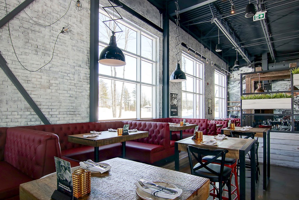 Industria Pizzeria + Bar | 1323 Boulevard Michèle-Bohec Unit 101, Blainville, QC J7C 0P8, Canada | Phone: (450) 420-4242
