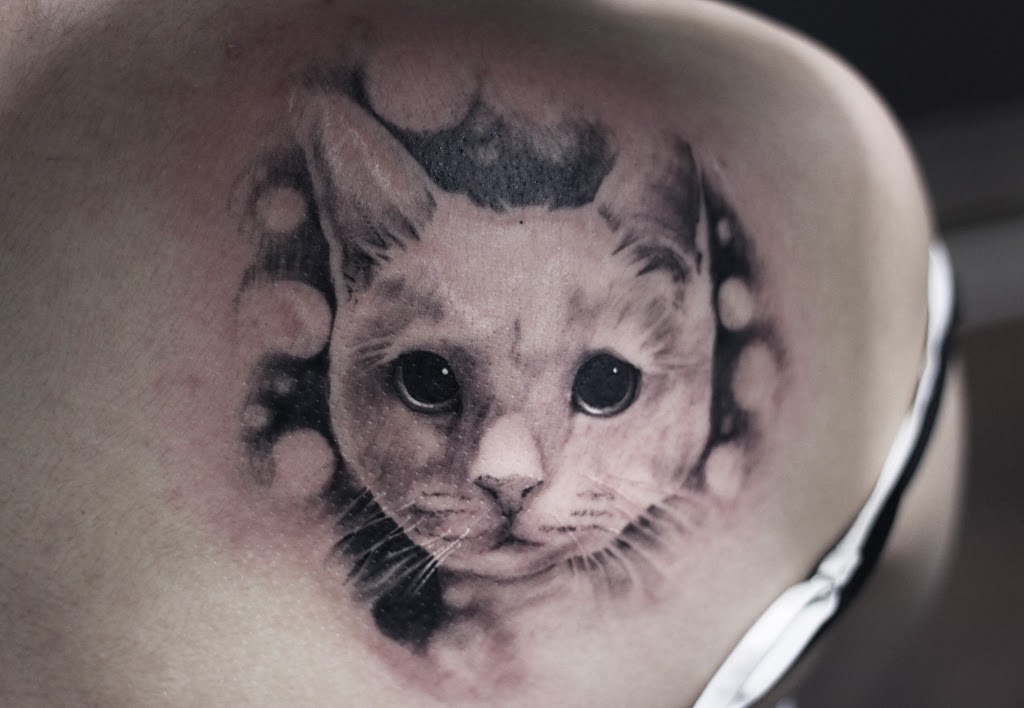 Golden Iron Tattoo Studio | 3453 Yonge St, North York, ON M4N 2N3, Canada | Phone: (647) 748-3453
