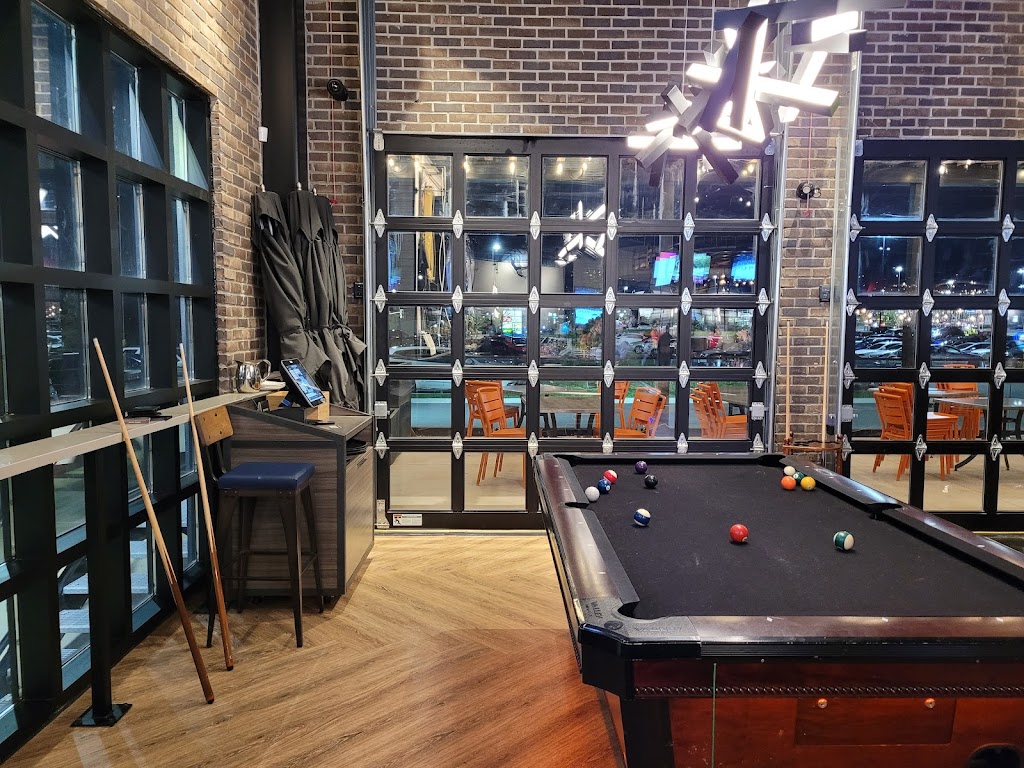 The Rec Room | 8 N Village Way, Barrie, ON L4N 0M7, Canada | Phone: (705) 999-9565