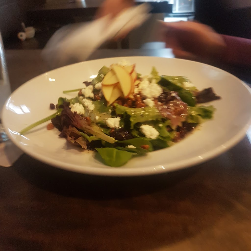 Wendel Clarks Classic Grill & Bar | 6435 Erin Mills Pkwy, Mississauga, ON L5N 4H4, Canada | Phone: (289) 864-5990