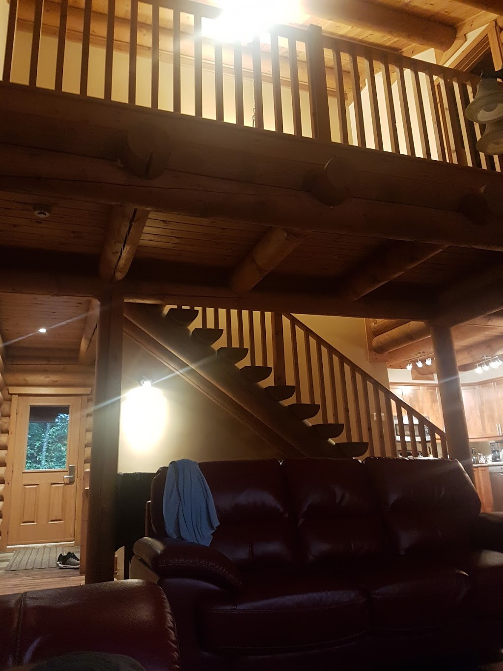 Chalet Majesté du Nord (Private - Ata Immobilier inc.) | 1150 Chemin des Pionniers, Labelle, QC J0T 1H0, Canada | Phone: (514) 999-5273