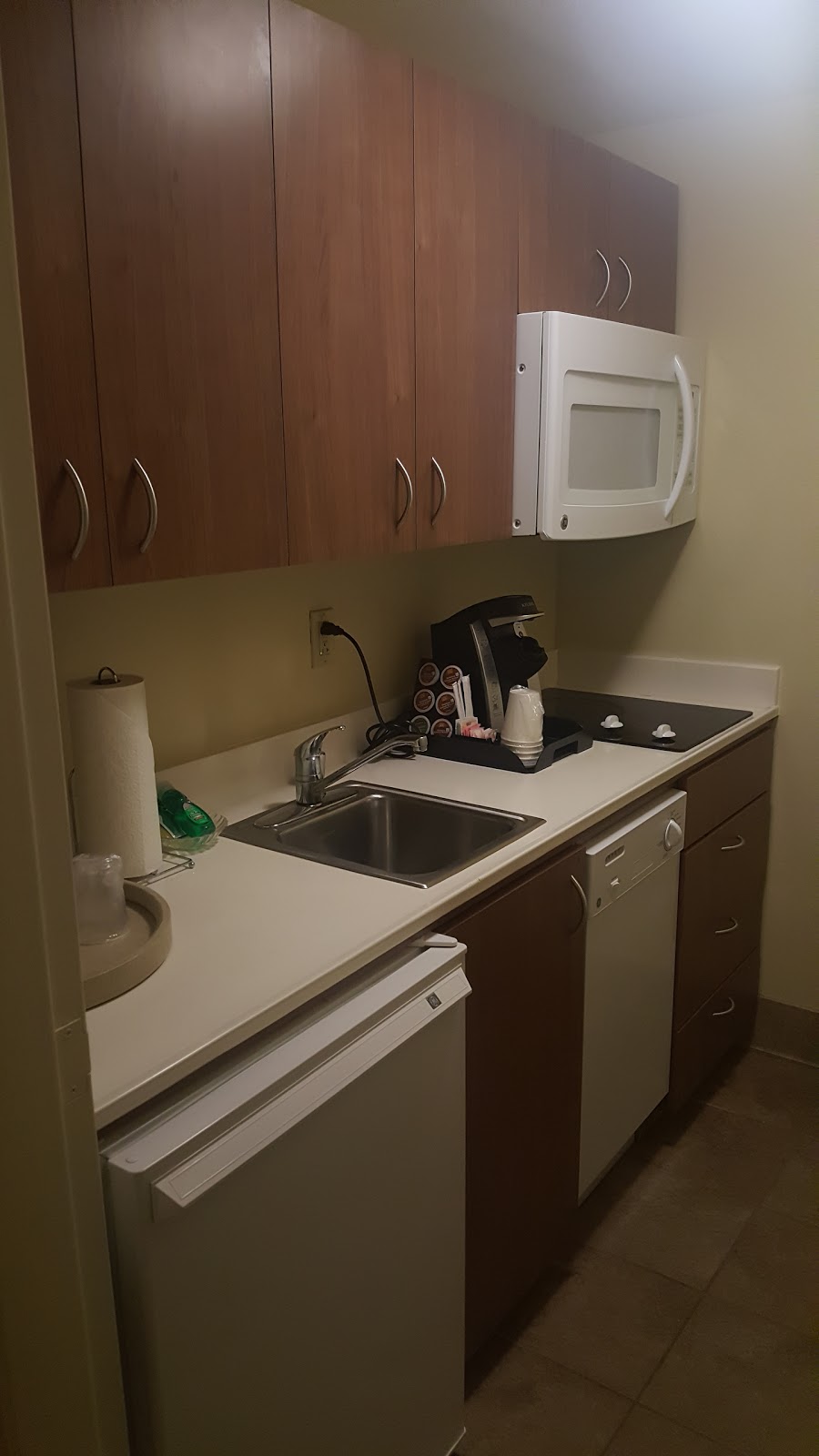 Navy Gateway Inn & Suites | 1175 Midway St, Oak Harbor, WA 98277, USA | Phone: (360) 257-2529