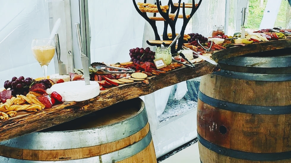 Krew kitchen and catering | 317 Atherley Rd, Orillia, ON L3V 1N8, Canada | Phone: (705) 259-5739