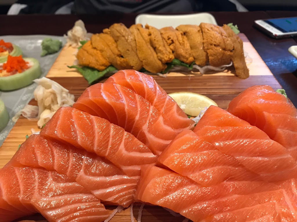 Sushi Town | 5935 Hastings St, Burnaby, BC V5B 1R7, Canada | Phone: (604) 294-6155