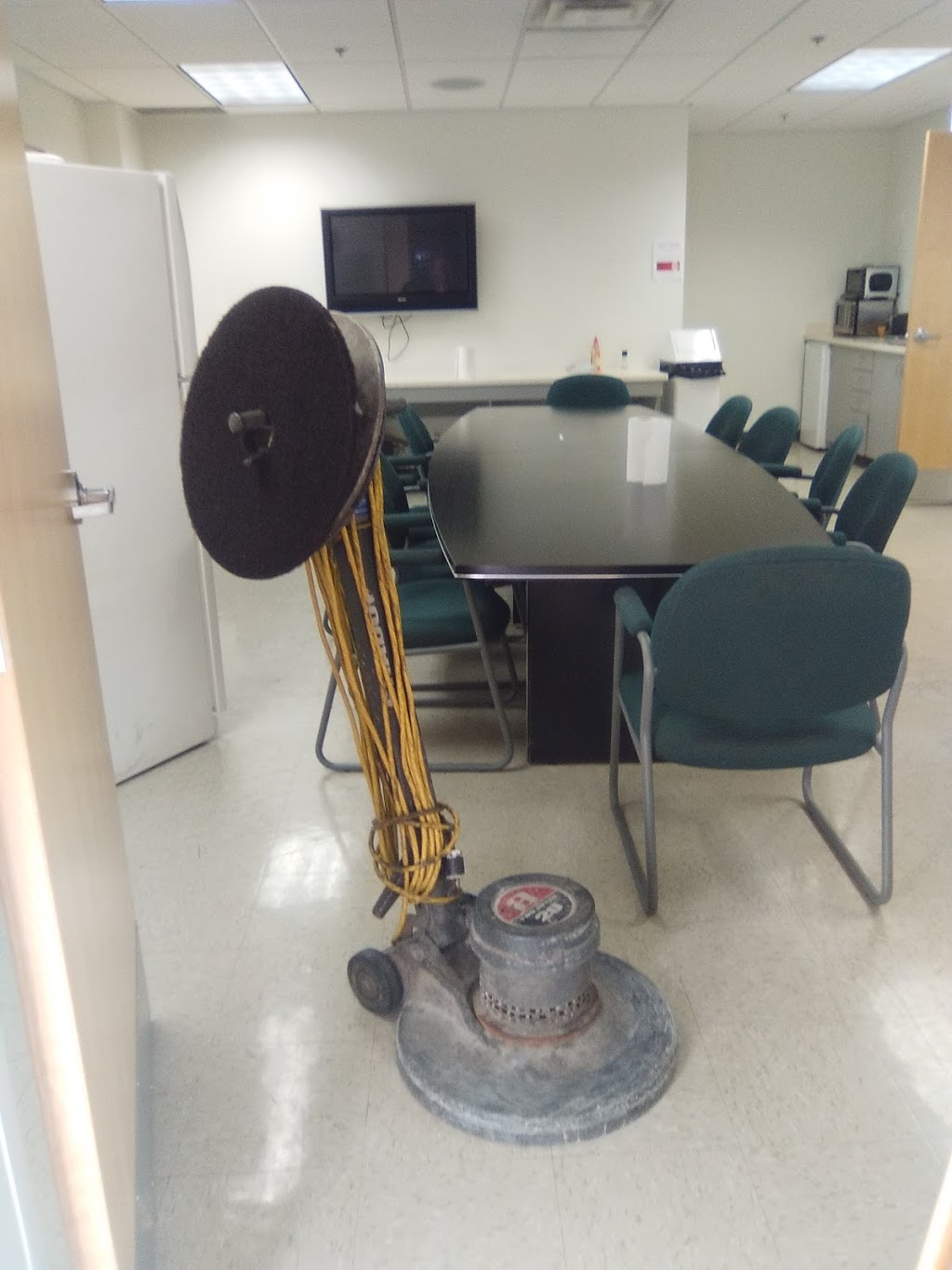 joe magna & associates janitorial service | 14 Arden Ave, Hamilton, ON L8H 7C3, Canada | Phone: (289) 700-6453