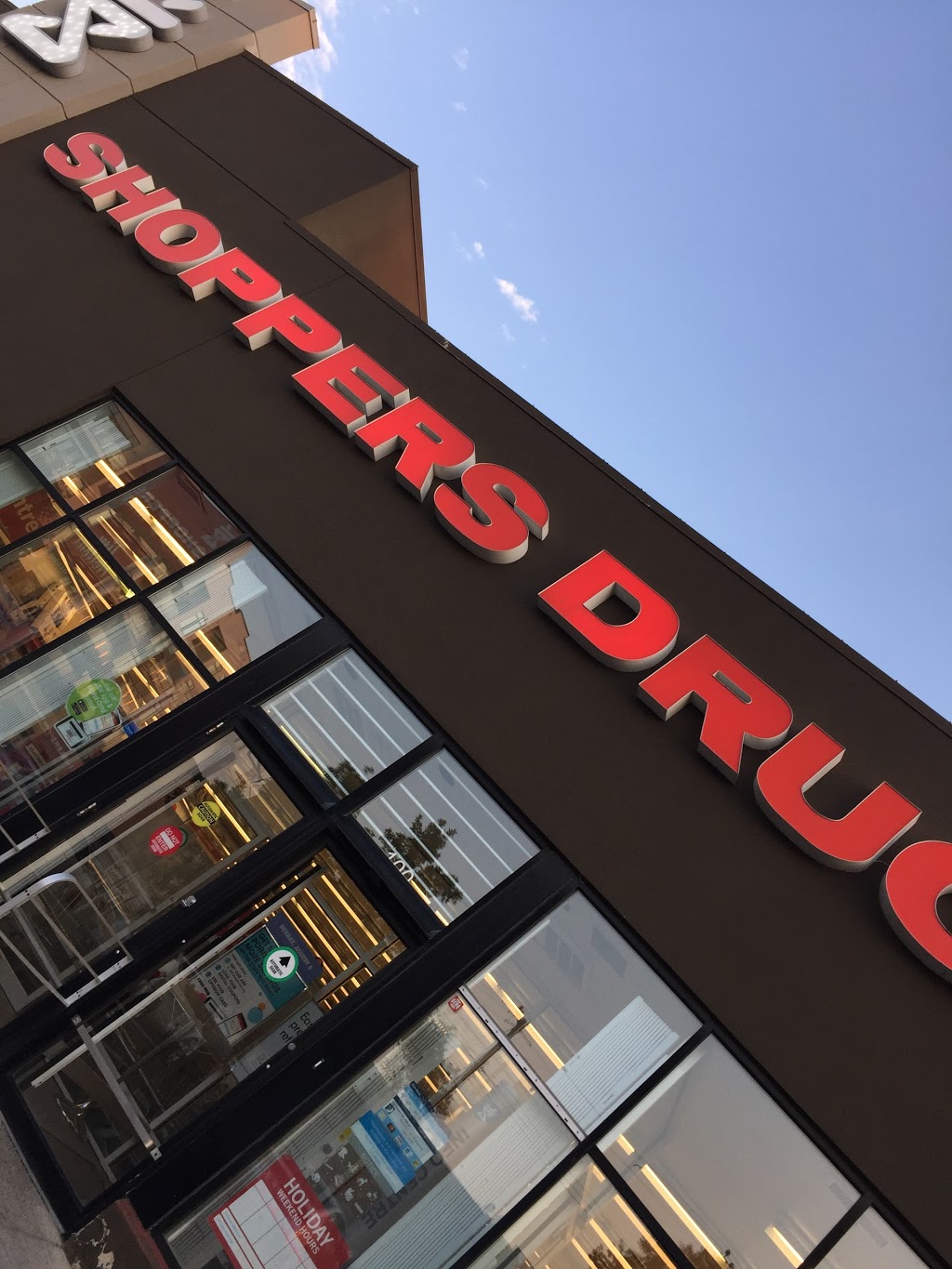 Shoppers Drug Mart | 1323 Centre St N #100, Calgary, AB T2E 2R5, Canada | Phone: (403) 520-7460