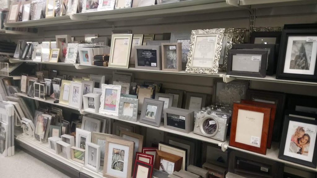 Winners & HomeSense | 2125 16th St E, Owen Sound, ON N4K 0E2, Canada | Phone: (519) 376-4935
