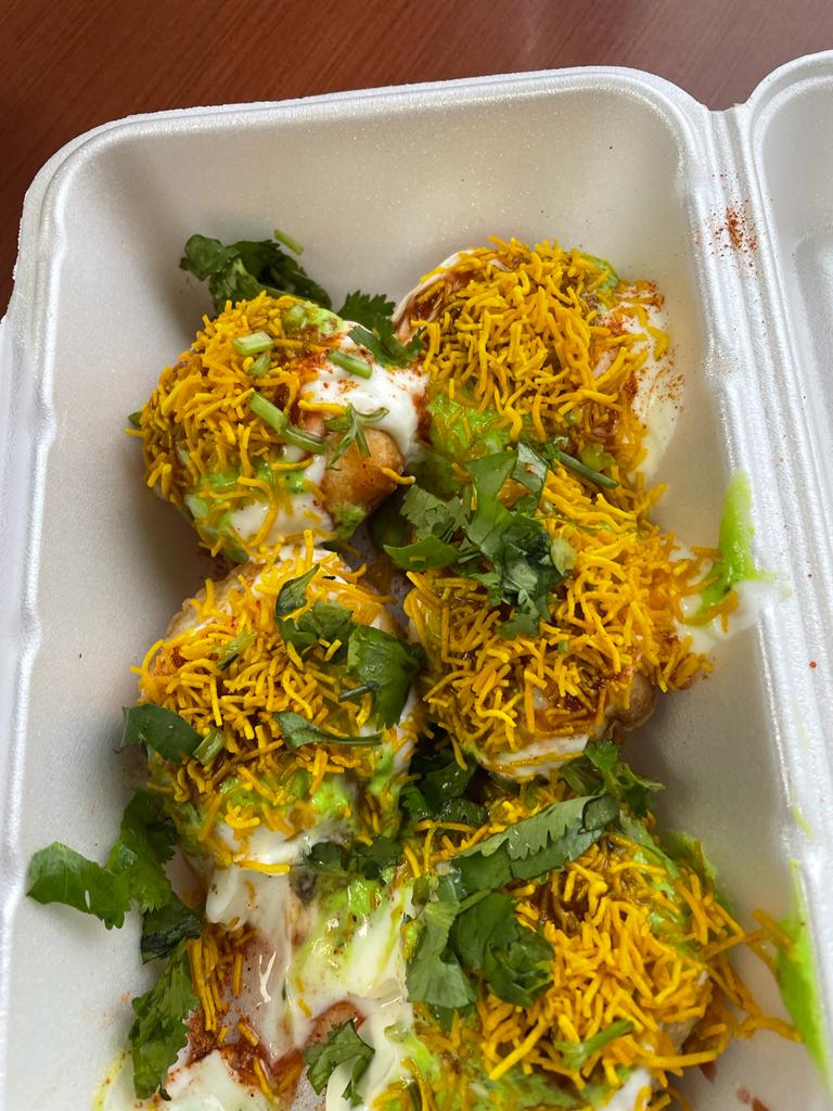 Chat Hut Sweets & Restaurant | 7956 Torbram Rd #1a, Brampton, ON L6T 5A2, Canada | Phone: (905) 673-2428