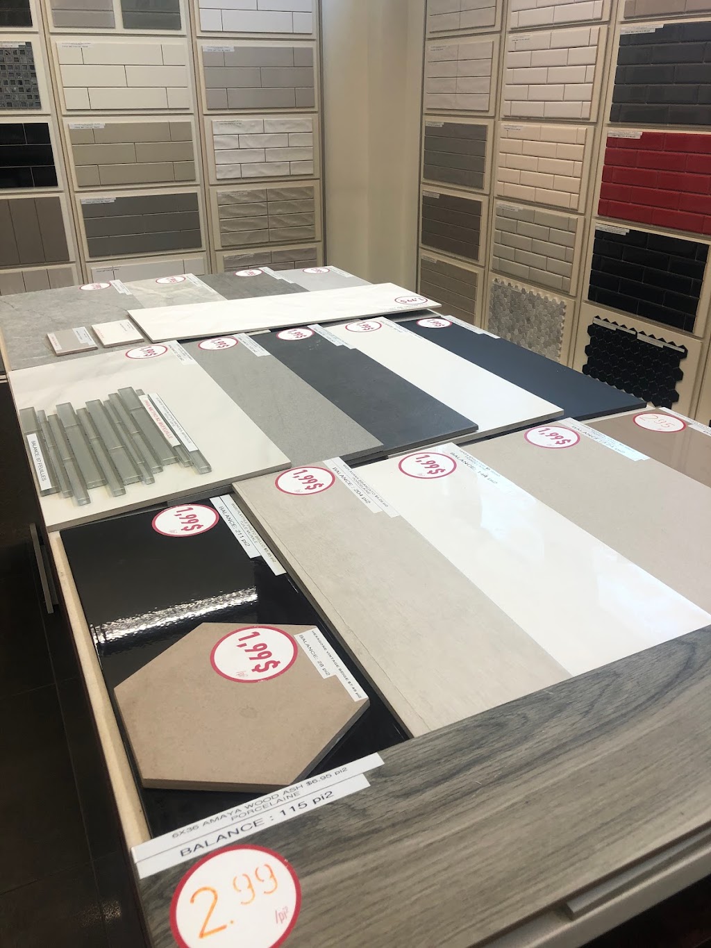Carreaux Metro Inc | 4755 Bd Industriel, Montréal-Nord, QC H1H 2Z7, Canada | Phone: (514) 321-0605