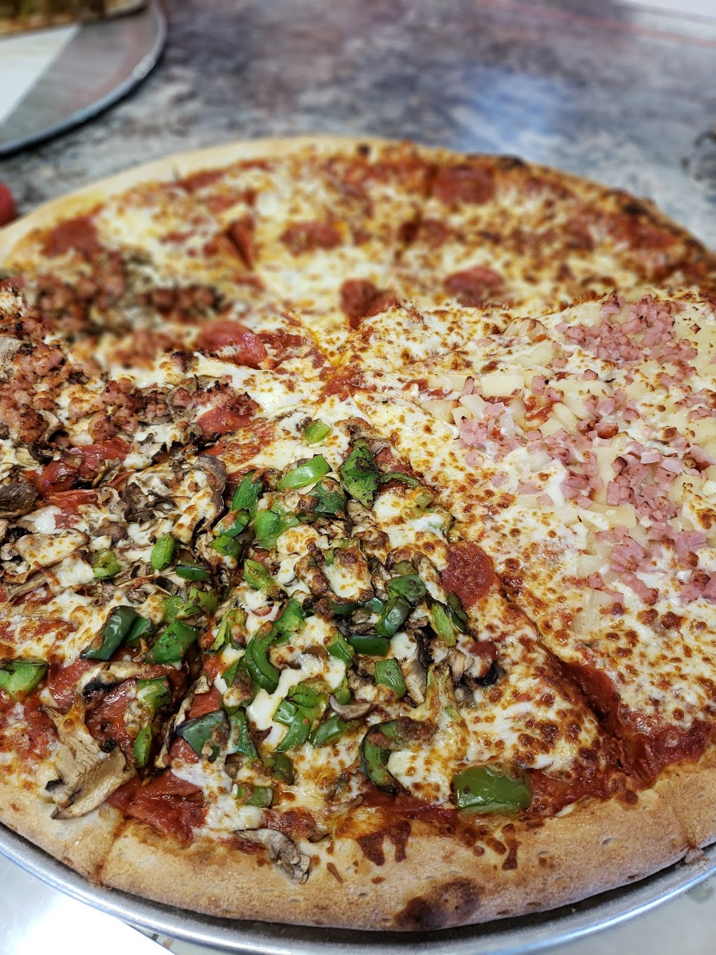 Robbys Pizza and Wings | 185 Erie Ave, Brantford, ON N3S 2G8, Canada | Phone: (519) 751-1999