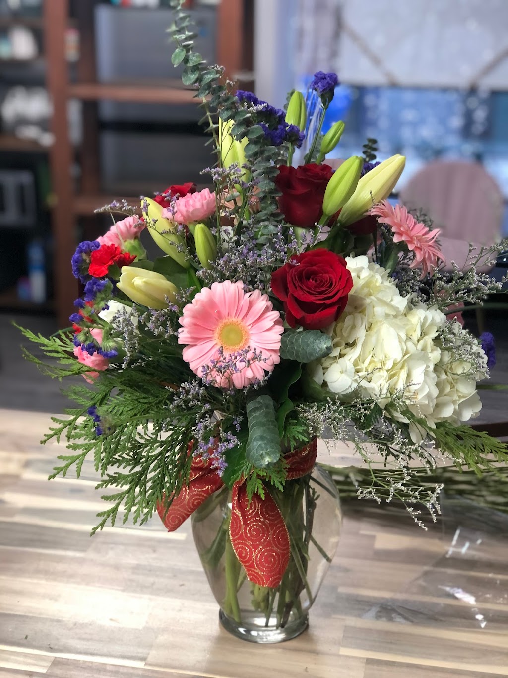Petal Me Sugar Florist | 2 Orchard Heights Blvd #5, Aurora, ON L4G 3W3, Canada | Phone: (905) 726-3344