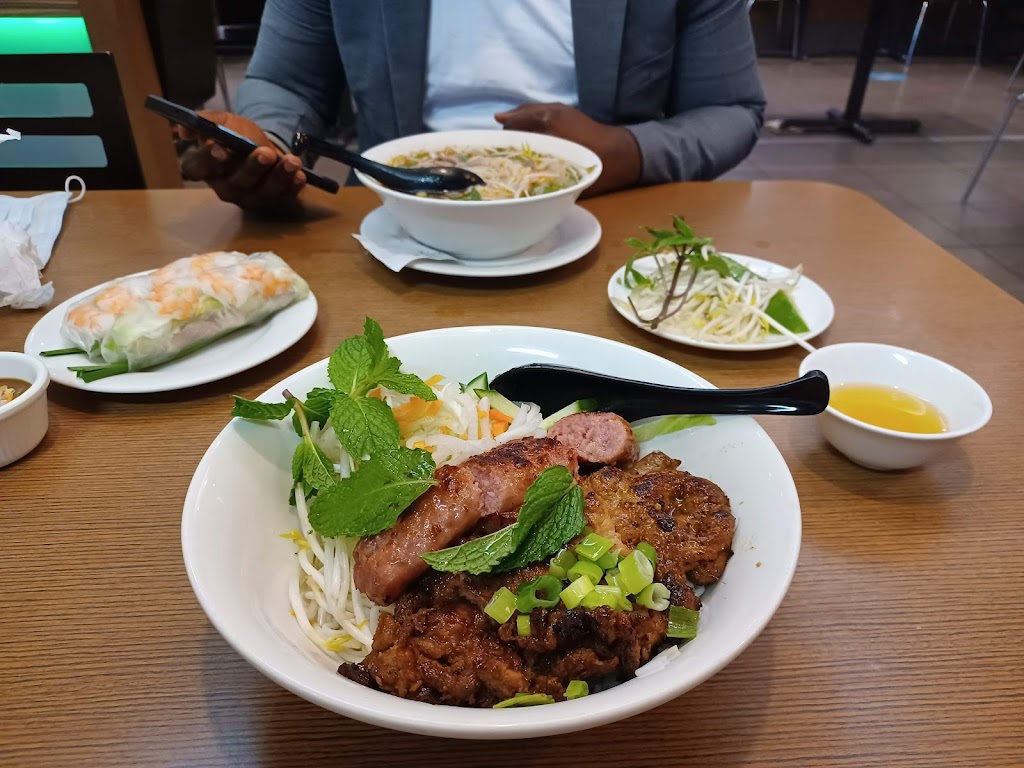 Pho Vietnam | 1280 Kennedy Rd, Scarborough, ON M1P 2L5, Canada | Phone: (416) 755-0909