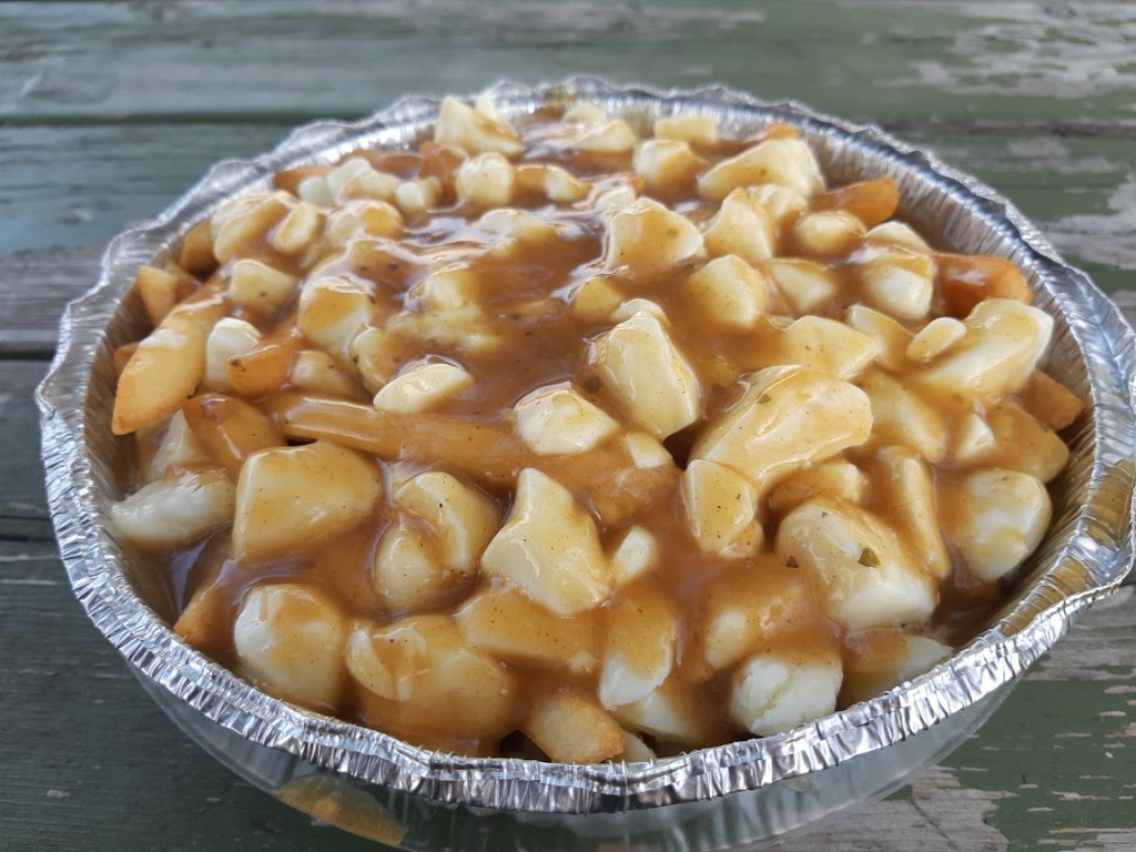La Pizza à Théo | 3738 Boulevard de la Concorde E, Laval, QC H7E 2C9, Canada | Phone: (450) 661-3337
