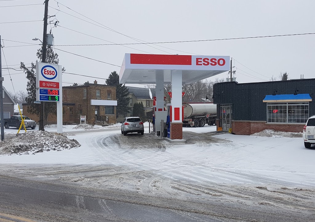 Esso | 1716 Central St, Claremont, ON L1V 1B3, Canada | Phone: (905) 649-5455