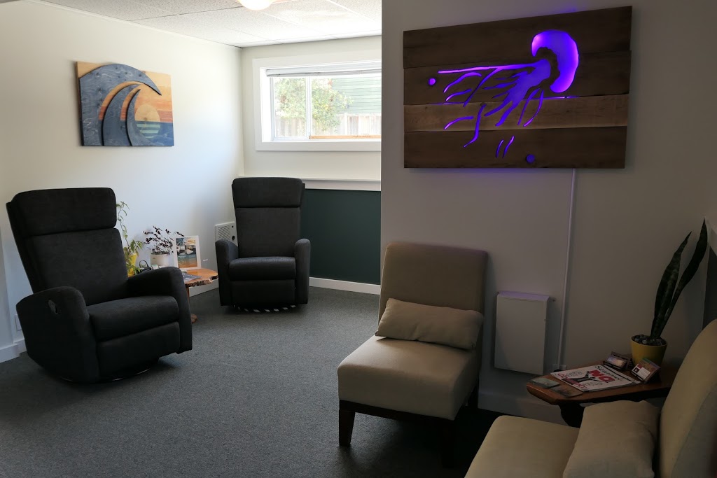 a day at the beach | 481 Head St unit 5, Victoria, BC V9A 5S1, Canada | Phone: (250) 818-9201