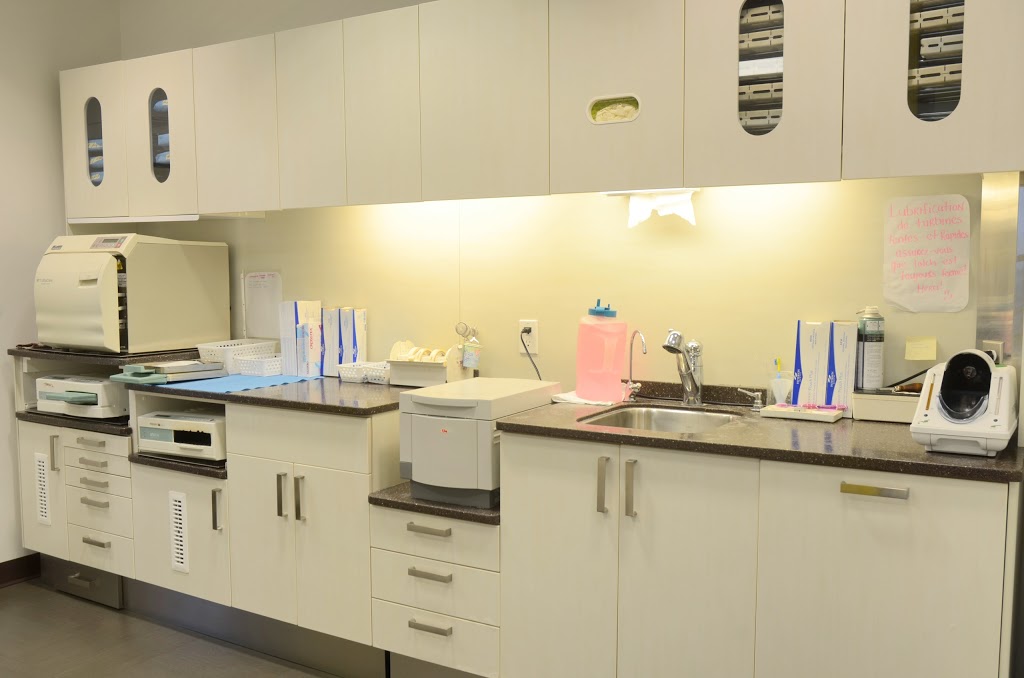 Centre dentaire Patricia Skaf | 3625 Boulevard Curé-Labelle #201, Laval, QC H7P 0A5, Canada | Phone: (450) 622-3030