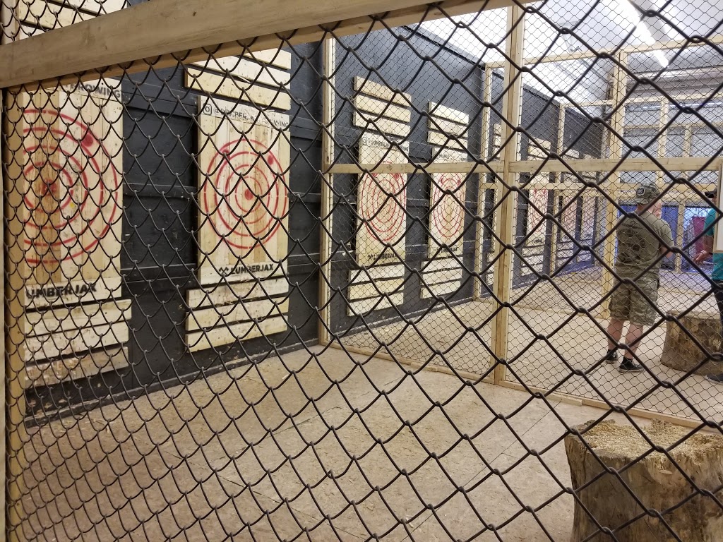 Lumberjax Axe Throwing | 1437 Elliott St, Regina, SK S4N 3G6, Canada | Phone: (844) 515-1455