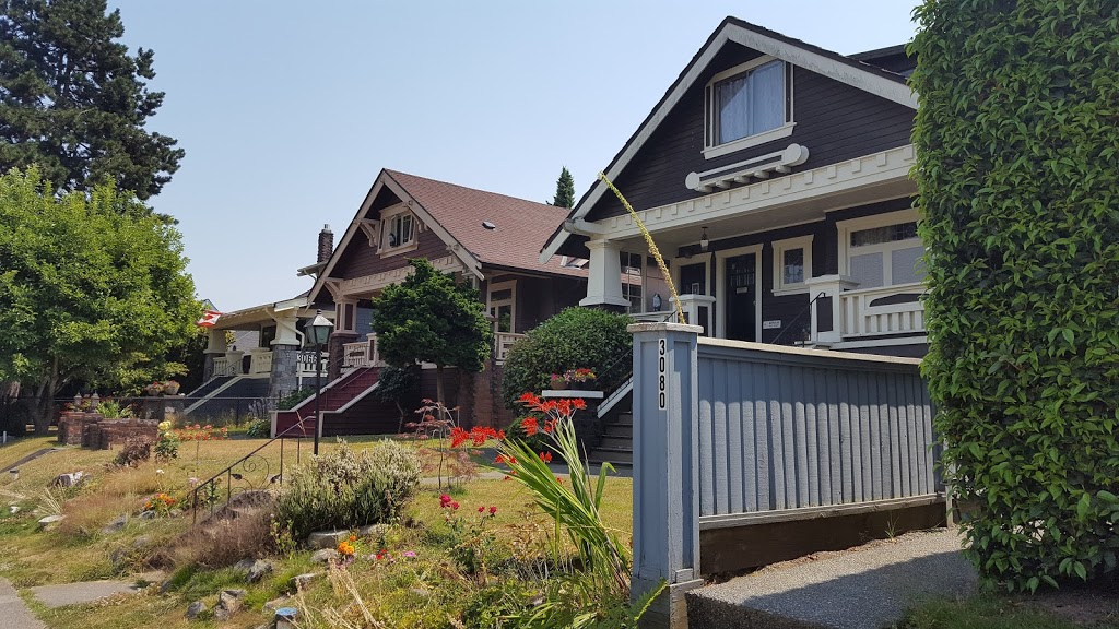 Point Grey Road Park | 3215 Point Grey Rd, Vancouver, BC V6K, Canada | Phone: (604) 873-7000