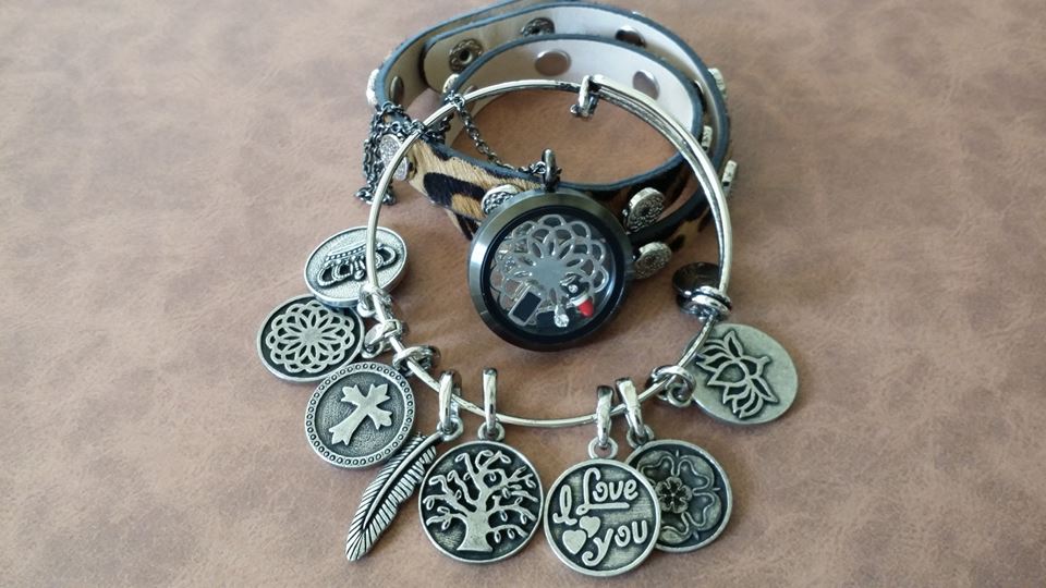 DK&J Designs | 19-, 800 Rossland Rd E, Oshawa, ON L1K 1R3, Canada | Phone: (905) 925-5534