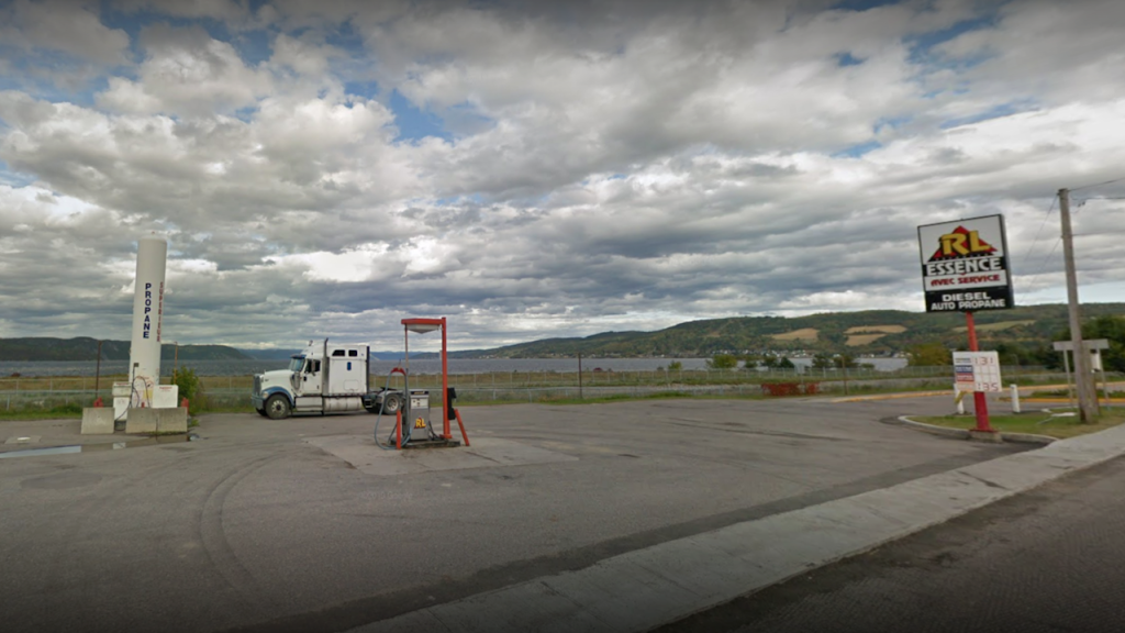 RL Pétroles | Pétroles RL inc. | 1162 Bd de la Grande-Baie-Sud, La Baie, QC G7B 1C5, Canada | Phone: (418) 543-0775