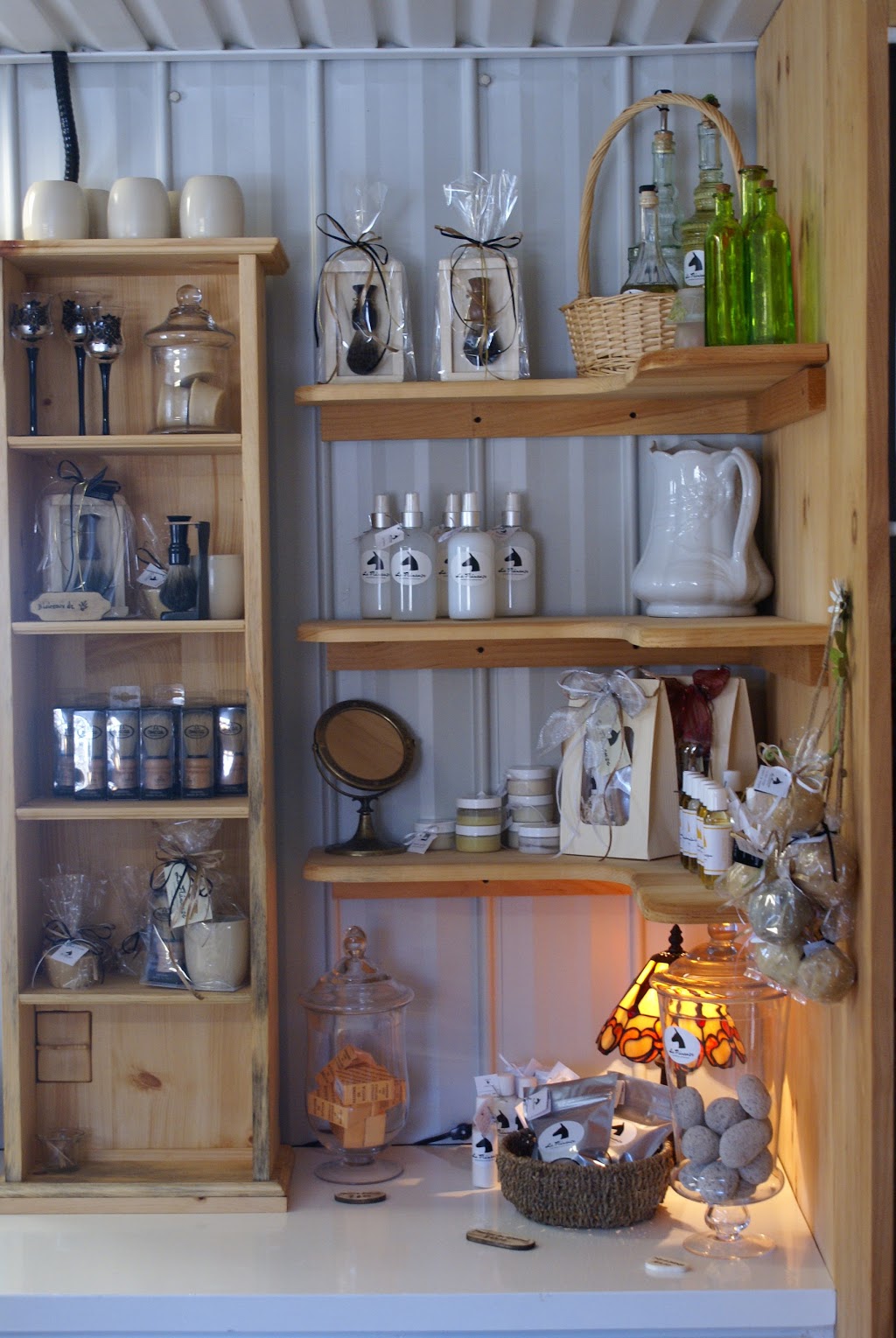Savonnerie La Flâneuse | 523 Rang Saint Louis, Saint-André-Avellin, QC J0V 1W0, Canada | Phone: (819) 983-6867