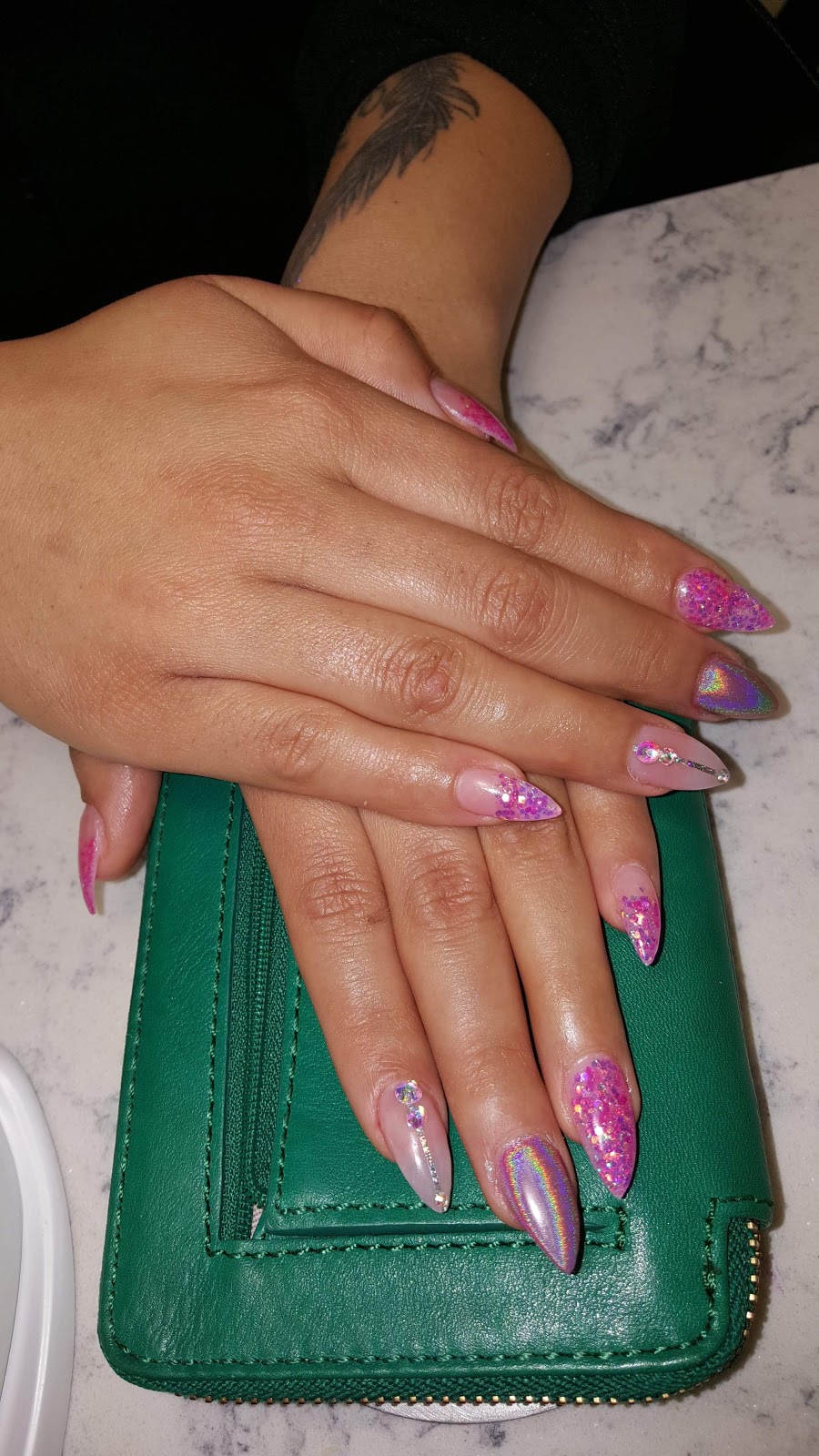 Amys Nails & Spa Ltd | 1440 52 St NE #256, Calgary, AB T2A 4T8, Canada | Phone: (403) 457-0961