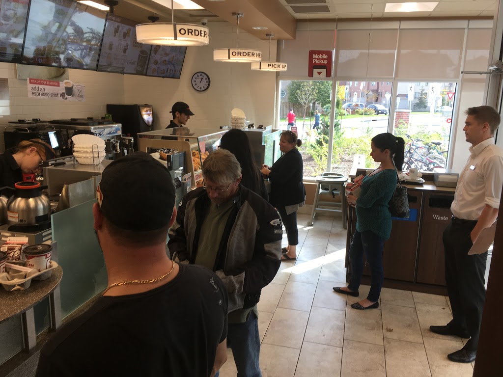 Tim Hortons | 350 Cresthaven Dr, Nepean, ON K2G 4S4, Canada | Phone: (613) 825-0125