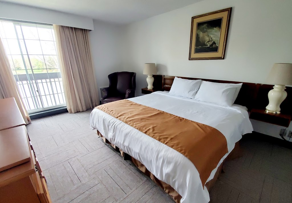 Lagoon City Pier One Resort | 1 Poplar Crescent, Brechin, ON L0K 1B0, Canada | Phone: (249) 881-0002