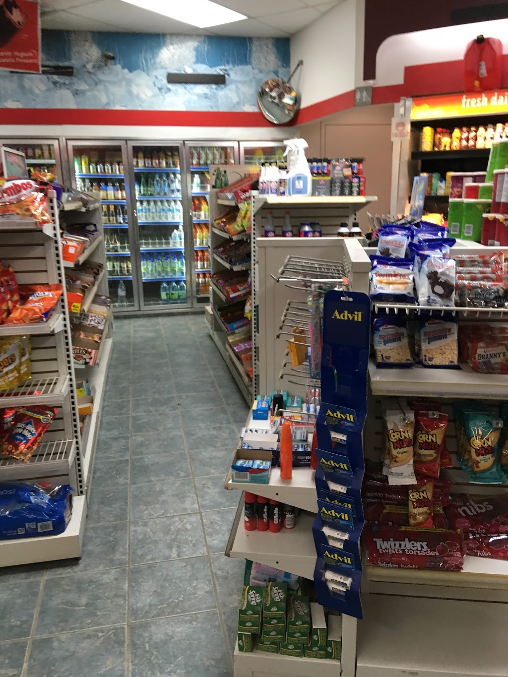 Esso | 5241 Bloomington Rd, Whitchurch-Stouffville, ON L4A 7X3, Canada | Phone: (905) 640-1076