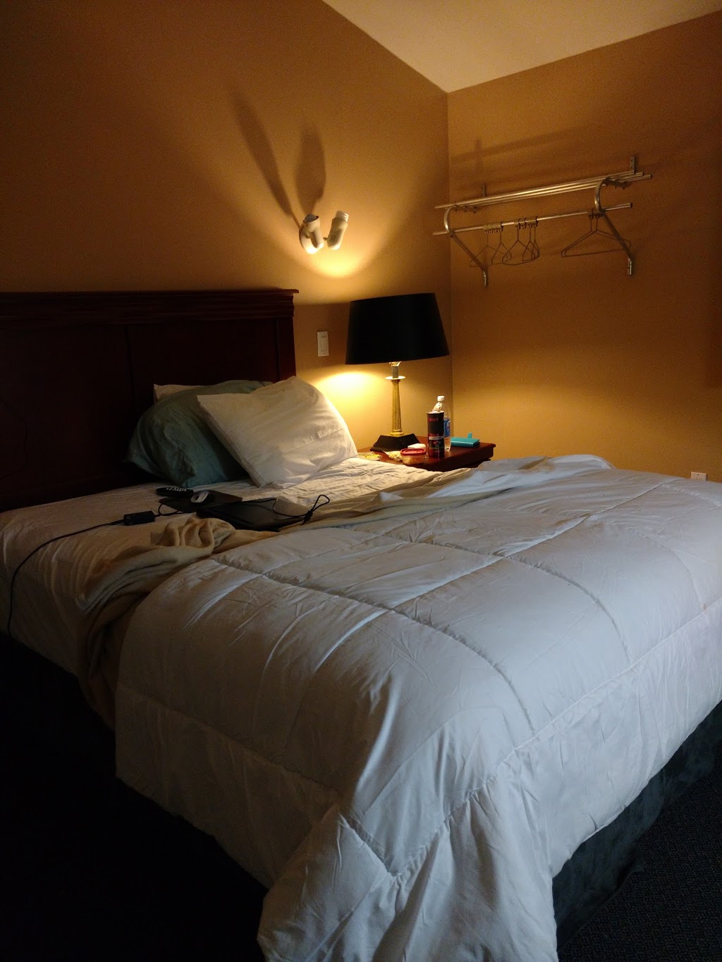 Parkview Motel | 721 Woolwich St, Guelph, ON N1H 3Z2, Canada | Phone: (519) 836-1410