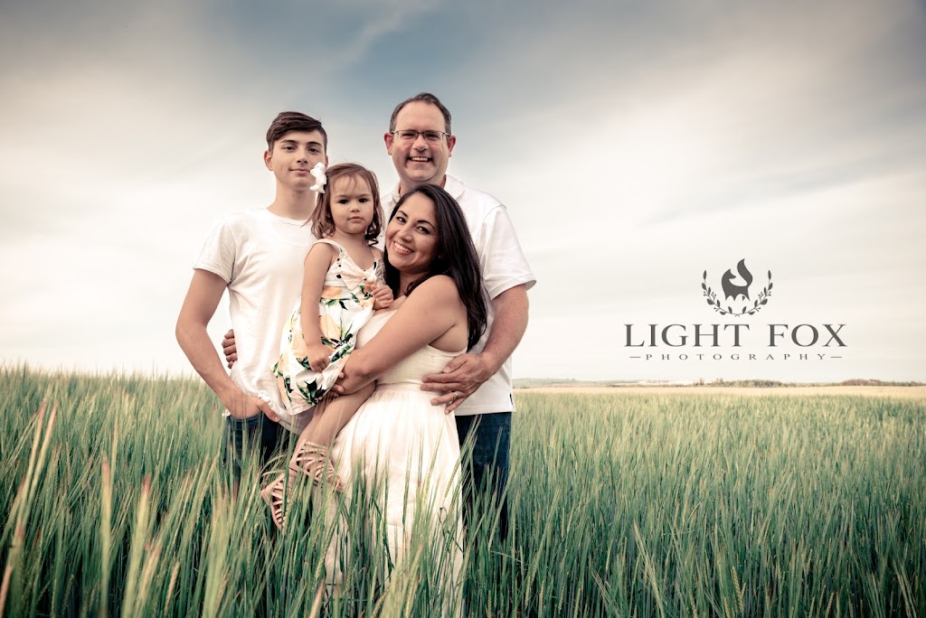 LIGHT FOX PHOTOGRAPHY | 30 Willow Springs Crescent, Sylvan Lake, AB T4S 1G1, Canada | Phone: (587) 377-8690