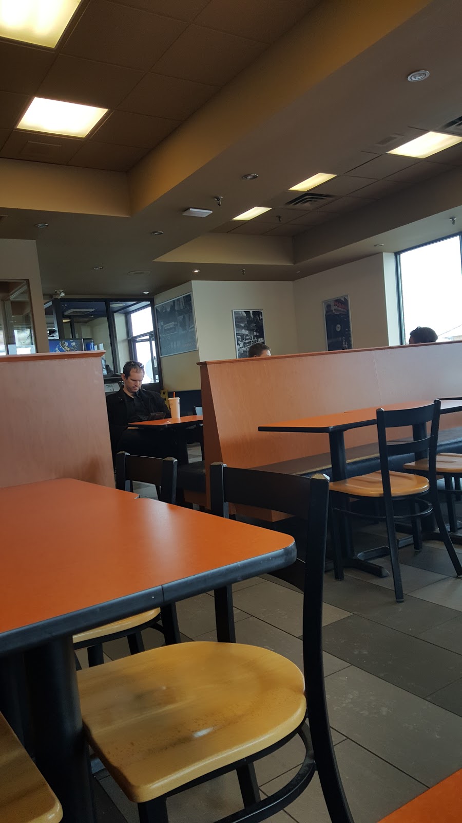 Harveys | 1000 Rowntree Dairy Rd Unit 1, Woodbridge, ON L4L 5X3, Canada | Phone: (905) 856-3879