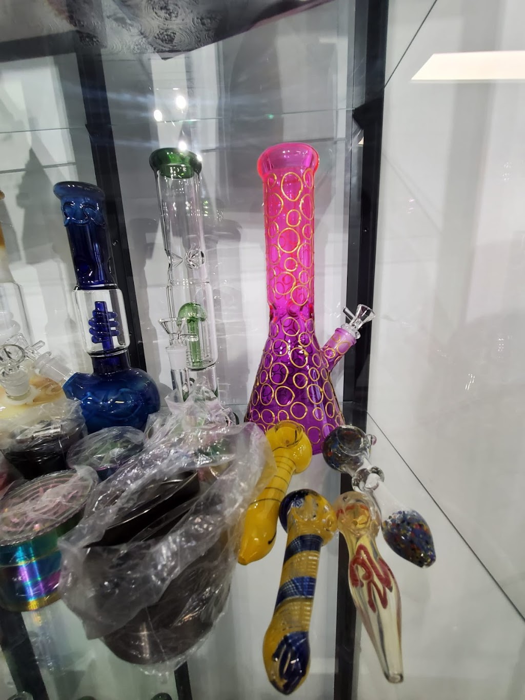 123 Cannabis Crossfield | 1314 Railway St, Crossfield, AB T0M 0S0, Canada | Phone: (403) 946-0037