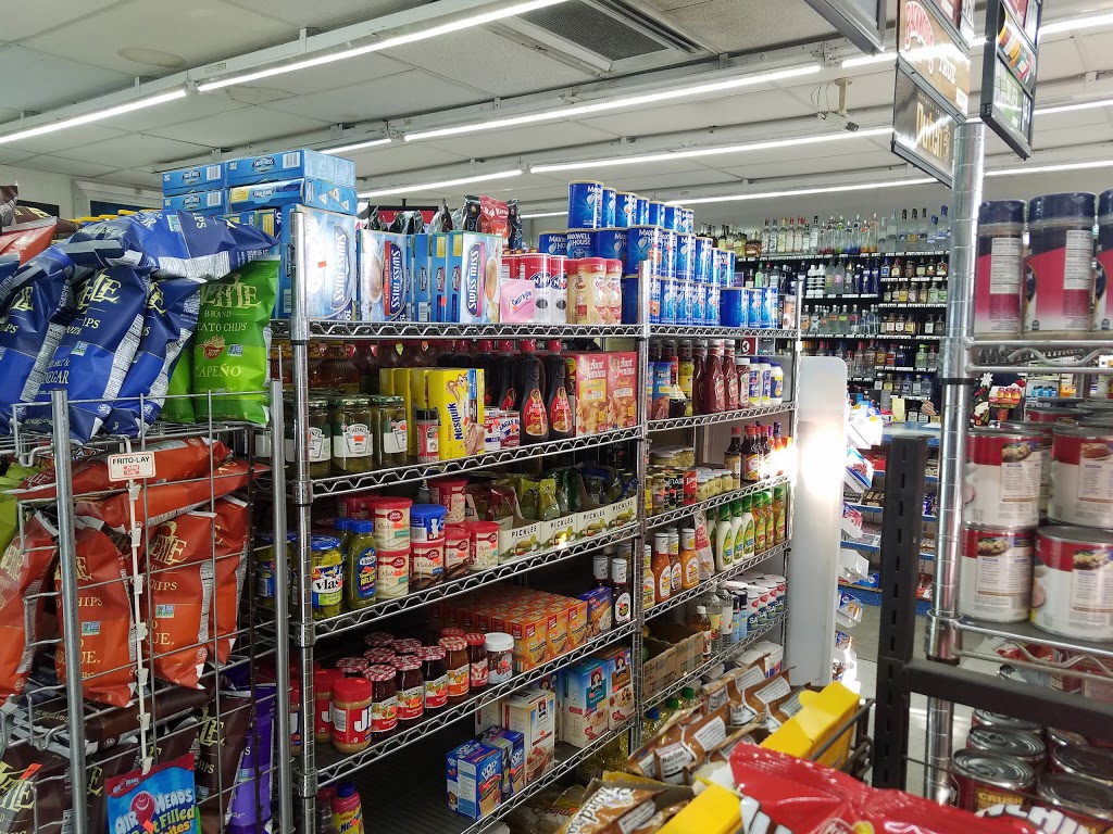 Big Guys Liquor Store | 10336 Dixie Hwy, Ira Township, MI 48023, USA | Phone: (586) 725-5252
