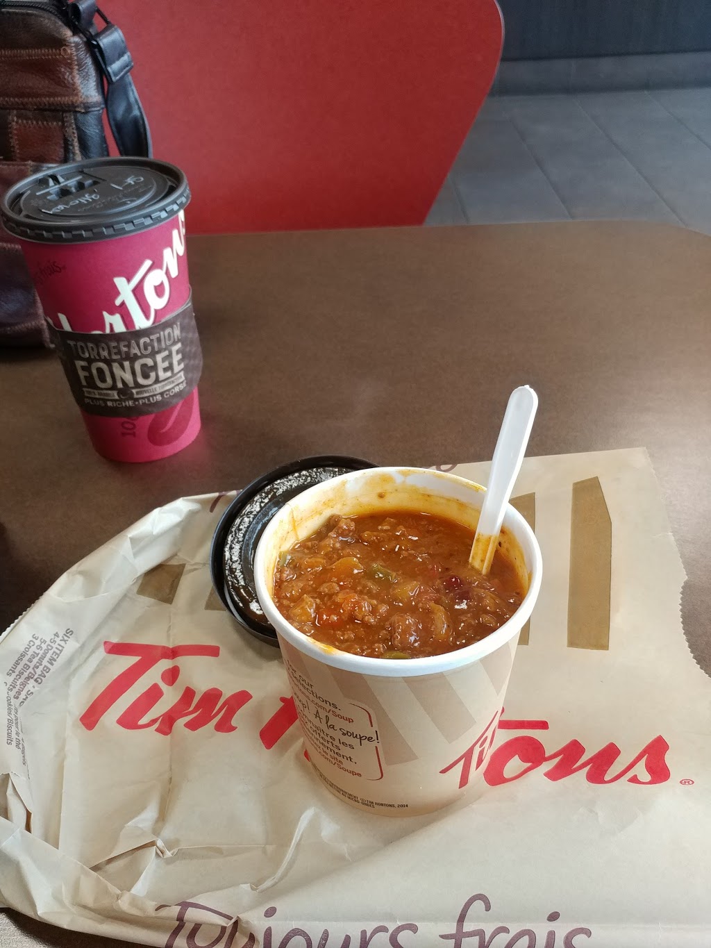 Tim Hortons | 2054 Whatcom Rd Unit 4, Abbotsford, BC V2S 4N4, Canada | Phone: (604) 855-9655